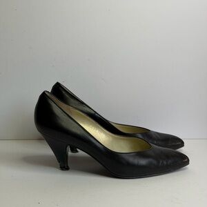 Vintage Yves Saint Laurent Black Leather Pumps Size 35